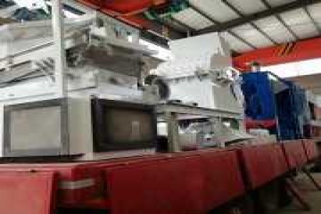 鼎硕机械可为用户量身定做各种规格型号的电路